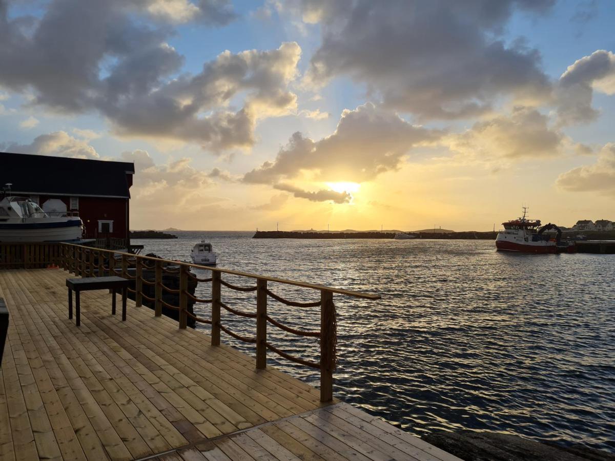 Rorbu Ved Sjoen Villa Bud Luaran gambar